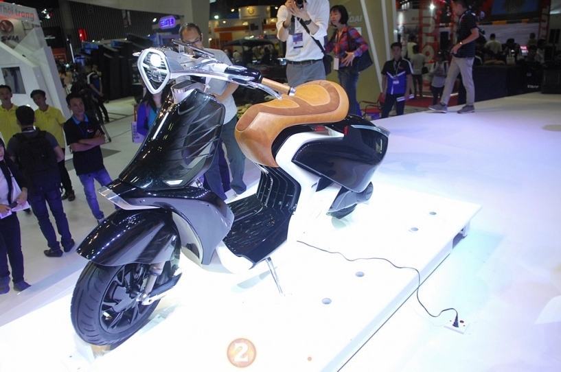Yamaha motor ra mắt xe tay ga concept 04gen tại triển lãm xe máy 2016