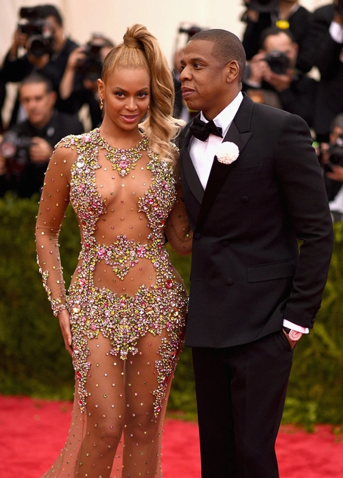 3 mẫu váy xuyên thấu bỏng mắt tại met gala 2015