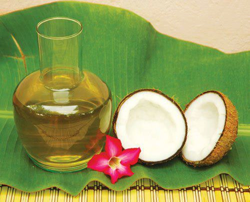 6 công dụng làm đẹp toàn diện của dầu dừa