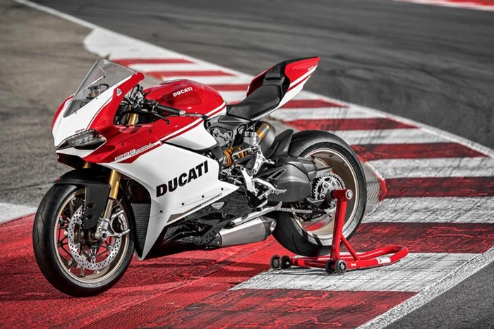 Cận cảnh ducati 1299 panigale s anniversario phiên bản đặc biệt kỷ niệm 90 năm