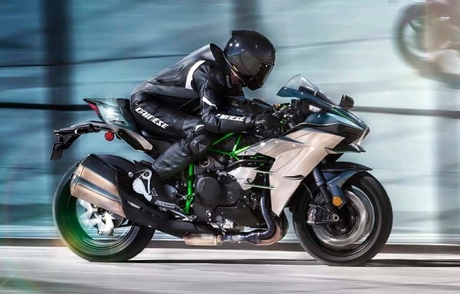 clip kawasaki ninja h2 đạt tốc độ tối đa 363 kmh