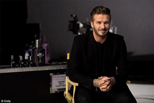 David beckham điển trai bán nude khi làm người mẫu