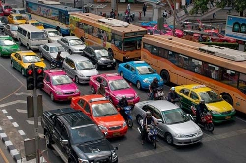 Độc đáo những chiếc taxi sắc màu ở bangkok
