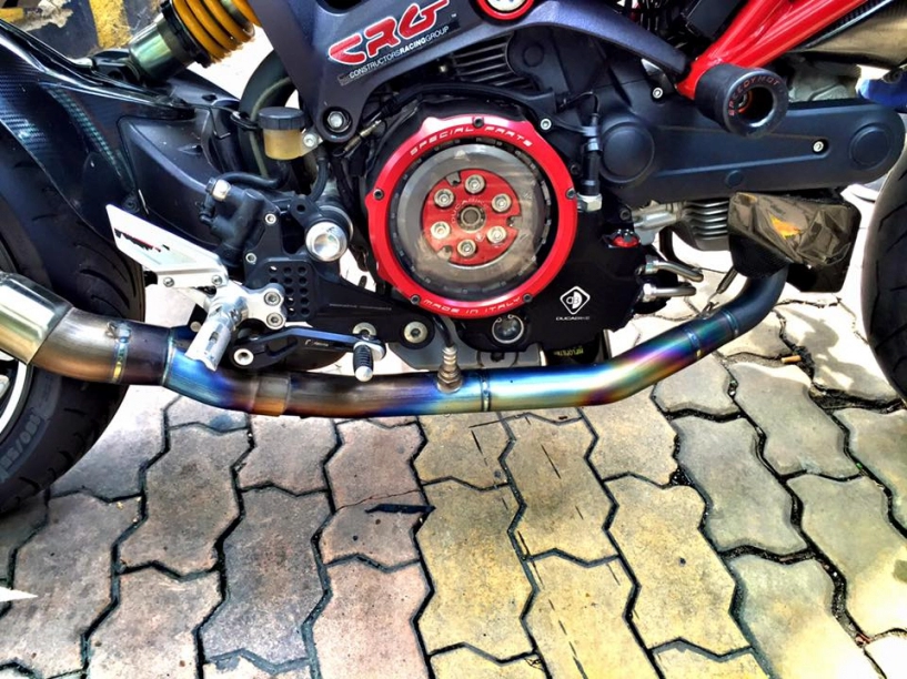 Ducati 796 chất chơi với các option giá trị