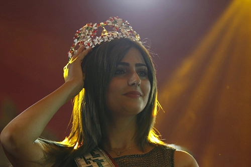 Hoa hậu iraq tiếp tục thể hiện không sợ is