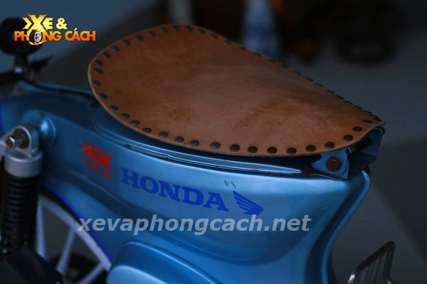 Honda cub đời 79 độ chất với phong cách bobber