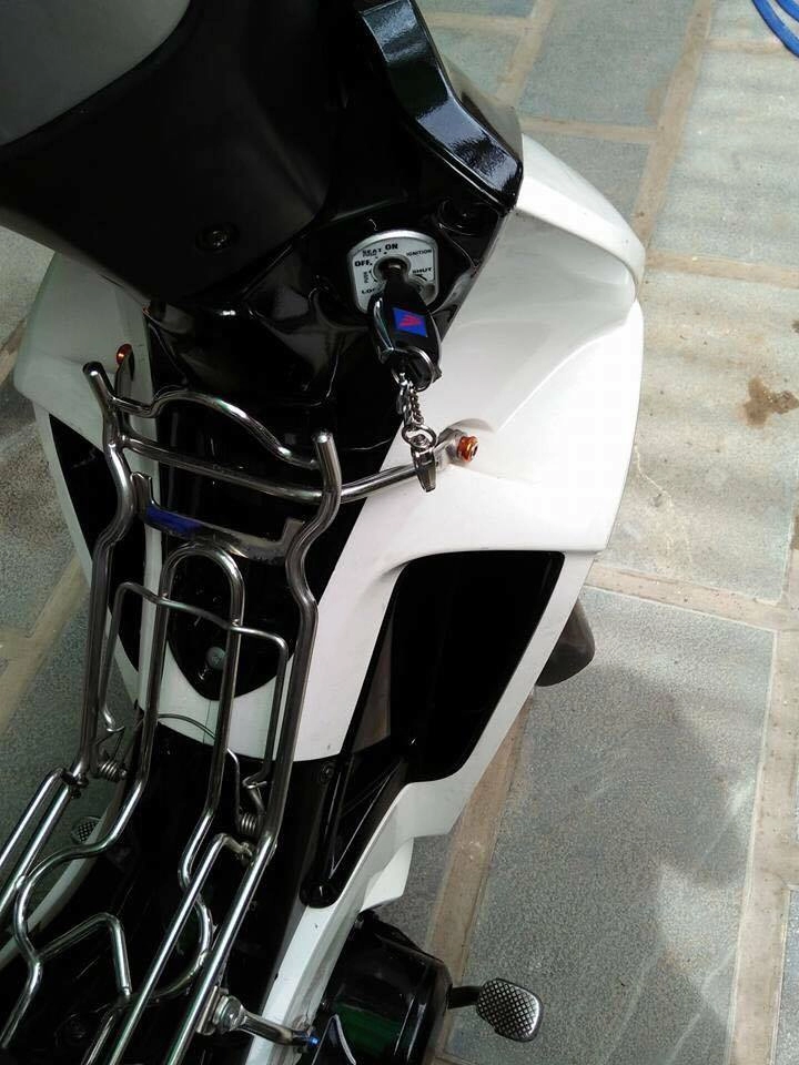 Honda future x độ nhẹ đầy cá tính với các phụ kiện đồ chơi