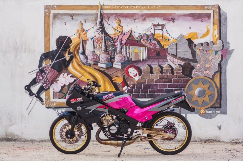 Kawasaki kips đầy phong cách với dàn option hàng hiệu từ biker thái