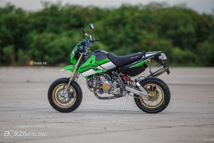 Kawasaki ksr độ đầy phong cách từ tako racing