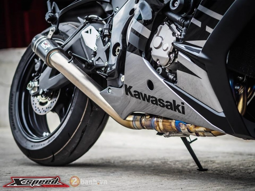 Kawasaki ninja zx-10r 2016 đầy phong cách trong bản độ black max