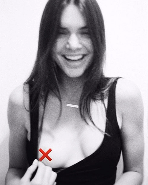 Kendall jenner mặc áo mỏng tang tung tăng giữa phố