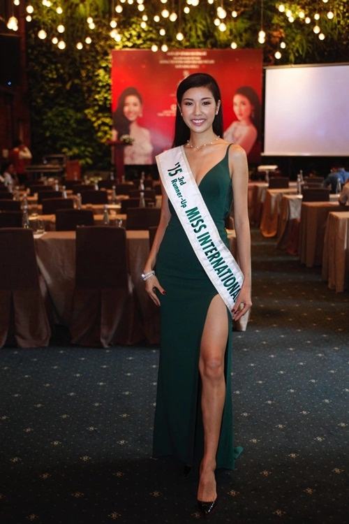 Lan khuê hội ngộ thúy vân trước thềm miss world 2015