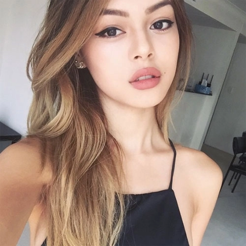 lily maymac việt nam bị nghi ngờ dao kéo để đẹp như hiện tại