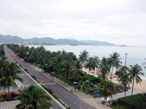 Phố biển nha trang miền đất níu chân du khách