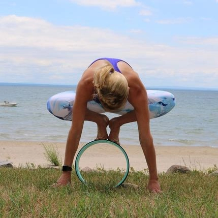 Phụ kiện yoga nào đang hot nhất trên instagram