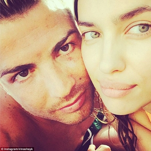 Siêu mẫu irina shayk thừa nhận đã chia tay ronaldo