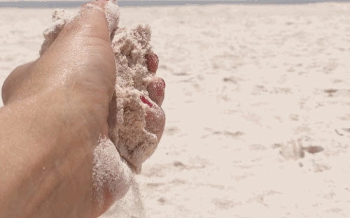 Sự thật về bãi biển cát hồng đẹp như mơ ở bahamas