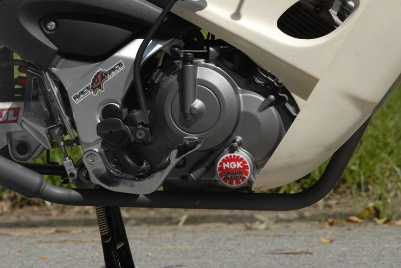 Suzuki fx bạc với sự trở lại đầy ấn tượng