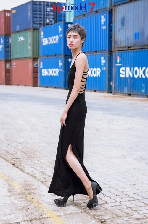 Thí sinh vietnams next top model khoe street style cực ngầu