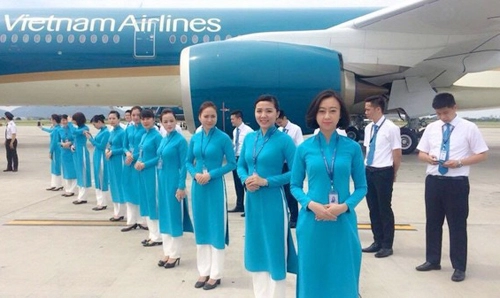 Tiếp viên vietnam airlines nô nức diện đồng phục mới