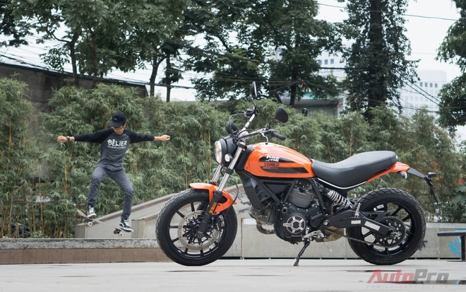 Trên yên cảm nhận ducati scrambler sixty2 - chiếc xe thành thị hoàn hảo