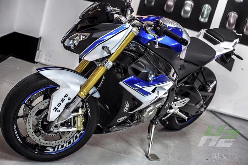 Bmw s1000r lột xác theo phong cách hp4