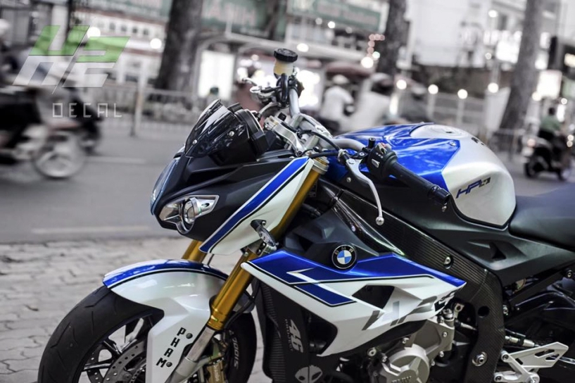 Bmw s1000r lột xác theo phong cách hp4