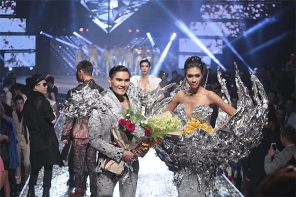 Điểm mặt những trò đùa bất công tại vietnams next top model 2016