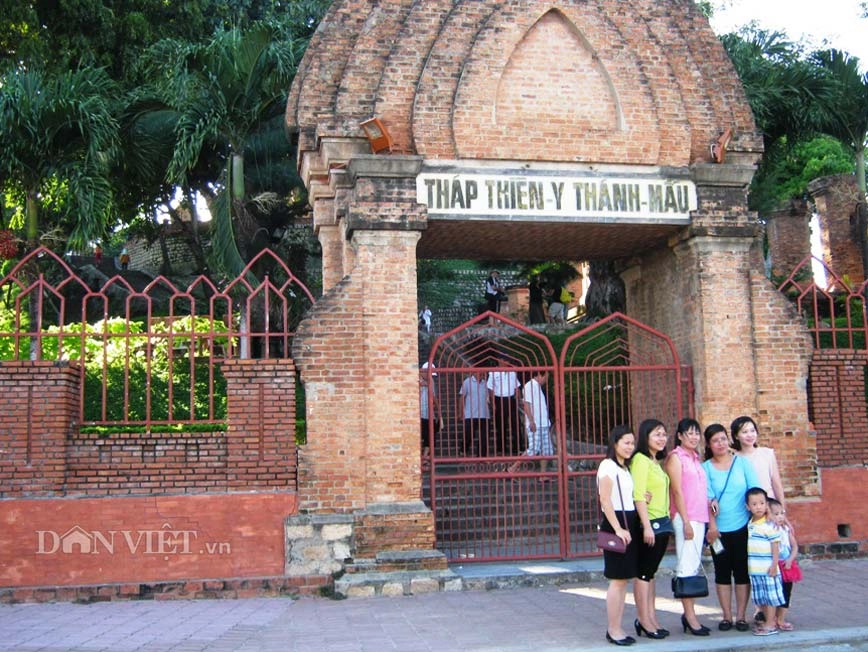 Độc đáo kiến trúc tháp bà ponagar ở nha trang