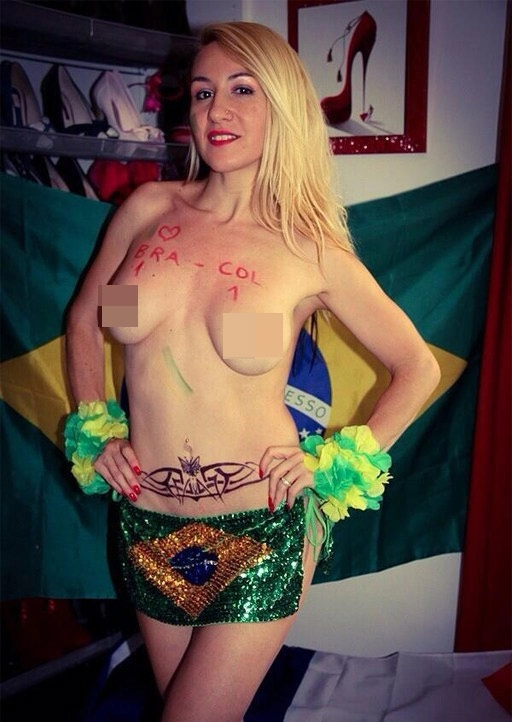 Fan nữ brazil xinh đẹp gợi cảm áp đảo cđv colombia