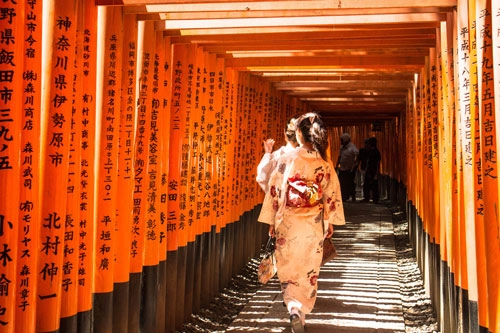 Fushimi inari ngôi đền ngàn cổng kỳ lạ ở nhật bản
