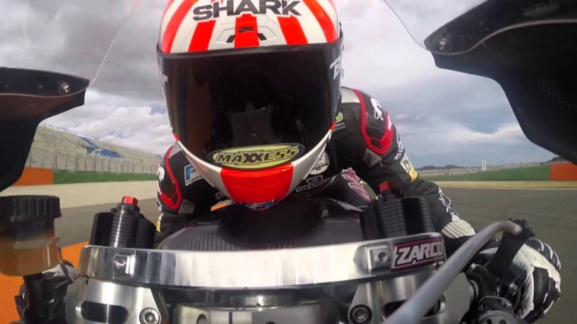 Moto2 zohann zarco hiên đang năm vưng vi tri dân đâu trên bang xêp hang