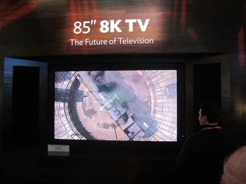 Sắp bán tv 8k đầu tiên trên thế giới giá 3 tỉ đồng