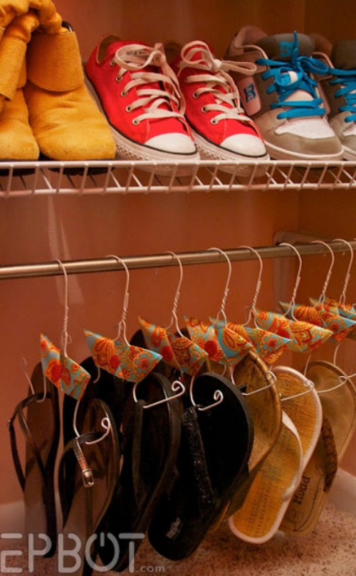 10 cách xếp giầy dép tiết kiệm không gian phòng