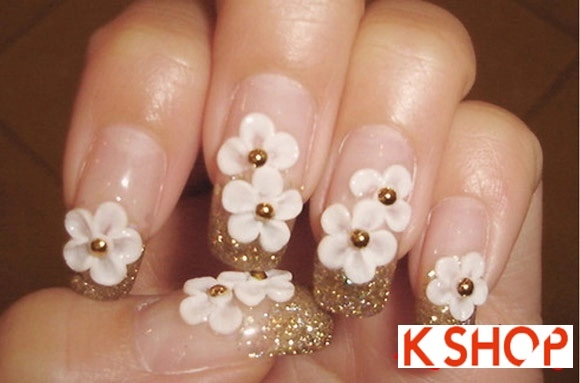 10 mẫu nail móng tay kim tuyến đẹp 2016 cho cô nàng sang trọng ấn tượng nhất