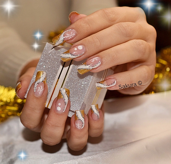 10 móng tay nail họa tiết đẹp hè 2016 cho cô nàng cá tính thêm nổi bật