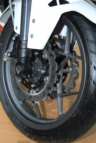  benelli thêm phiên bản sportbike tornado 302 