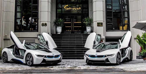  bmw i8 màu lạ của đại gia đà nẵng 