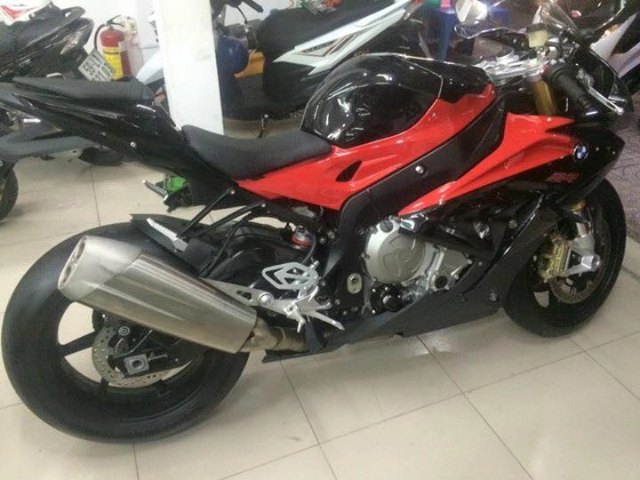 Bmw s1000rr 2016 đõ đen33xxx usdxe mới 100ra tên cực nhanhhqcn