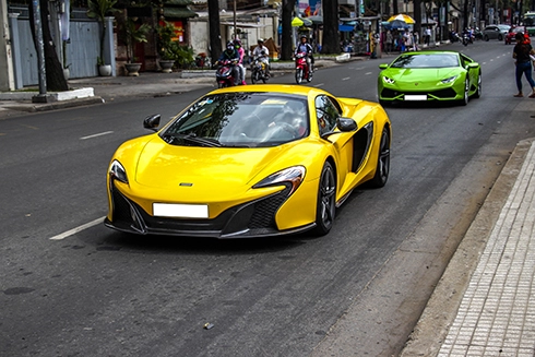  bộ đôi siêu xe huracan và mclaren 650s của đại gia sài gòn 