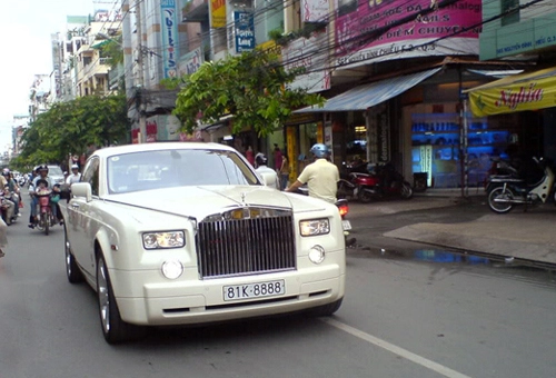  bộ sư tập rolls-royce siêu sang biển đẹp của đại gia việt 