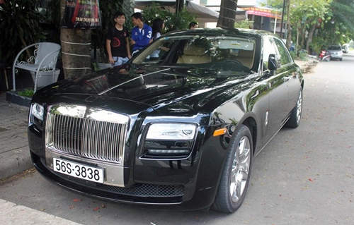  bộ sư tập rolls-royce siêu sang biển đẹp của đại gia việt 