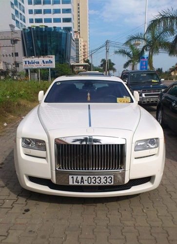  bộ sư tập rolls-royce siêu sang biển đẹp của đại gia việt 