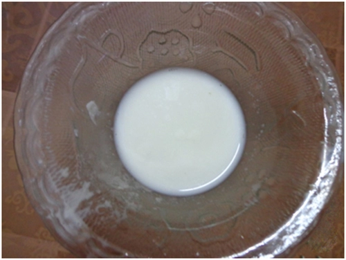 Cách làm mặt nạ chuối và mặt nạ sữa đặc trị cho da khô