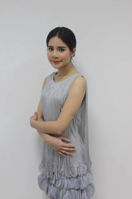 Cô gái mặc cảm về ngoại hình đổi đời nhờ phẫu thuật thẩm mỹ