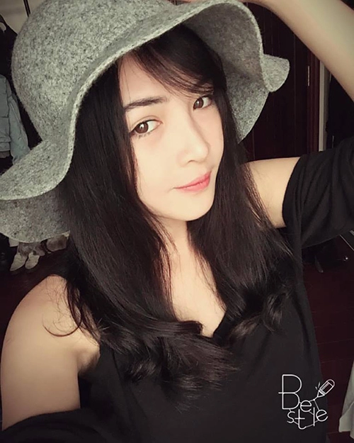 Cuộc đời sang trang của cô gái lột xác nhờ phẫu thuật thẩm mỹ
