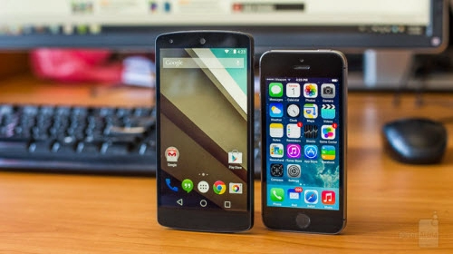 Đặt android l và ios 8 lên bàn cân