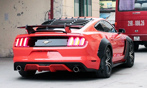  ford mustang 2015 độ cửa cắt kéo của tay chơi lào cai 