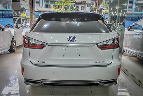  hàng độc lexus rx450h f-sport khoe dáng ở sài gòn 