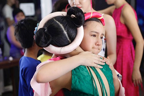 Hồ văn cường áp đảo bình chọn tại vietnam idol kids dù hát nấc